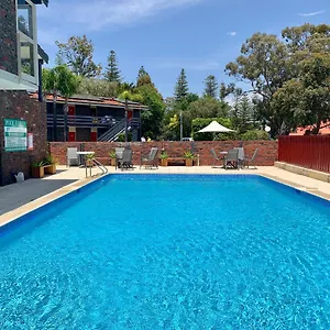Kings Park Motel