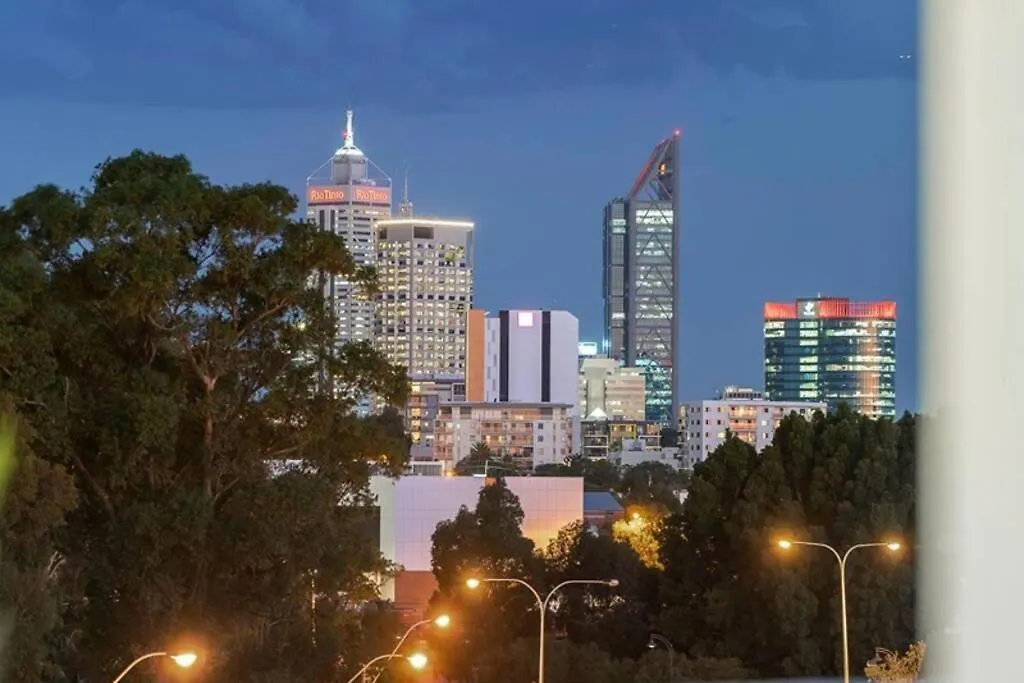 Subiaco Rooftop Terrace - Executive Escapes Perth